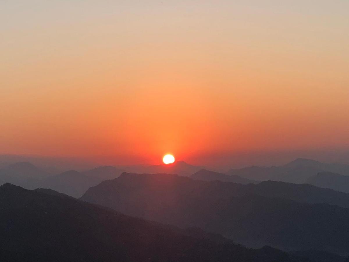 Superview Lodge, Best Himalayan Sunrise In Sarangkot Pokhara Buitenkant foto