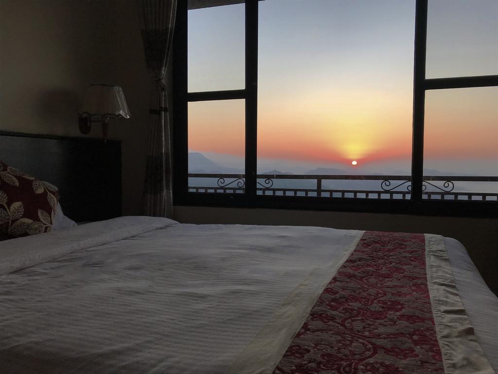 Superview Lodge, Best Himalayan Sunrise In Sarangkot Pokhara Buitenkant foto